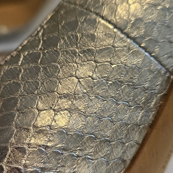 Vince Camuto metallic silver 4 inch heel - Picture 7 of 16